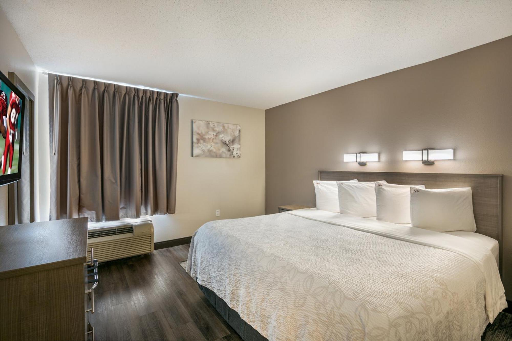 Suite King Room with Sofa Bed Disability Access Smoke Free